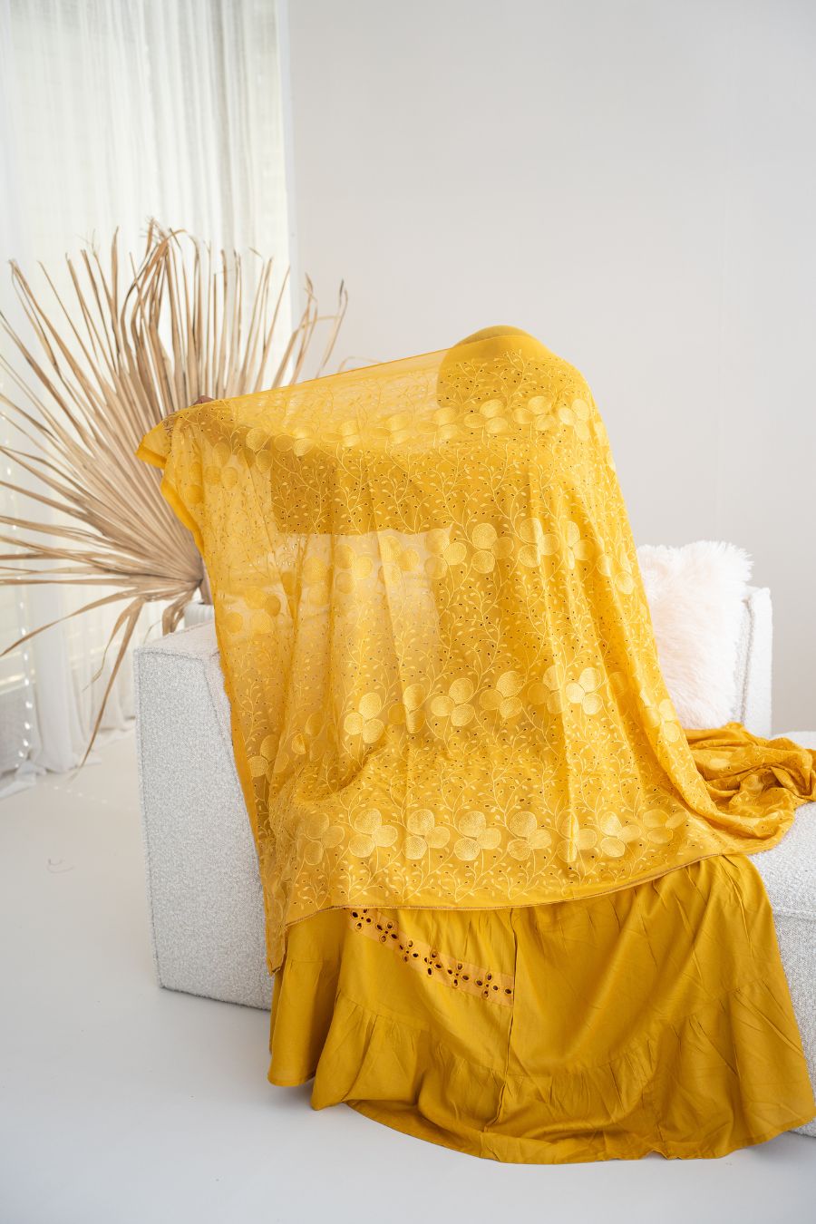 Abaya mit Hijab - Gelb