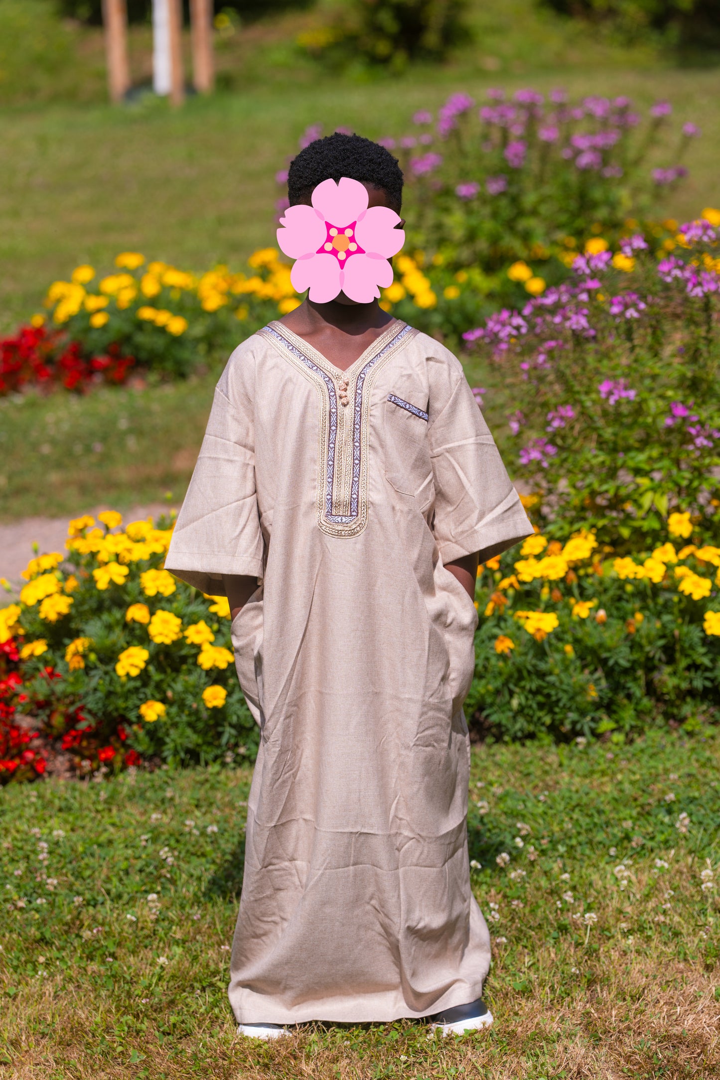 Gebetskleid für Jungs mit blauen Deatils - Beige