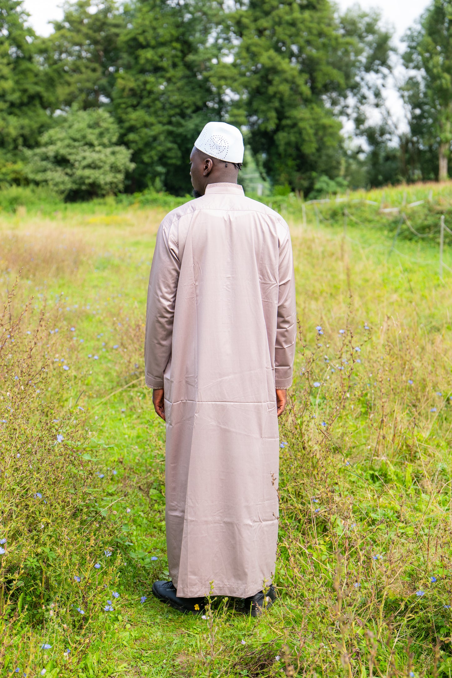 Gebetskleid für Herren mit Kragen - Hellbraun