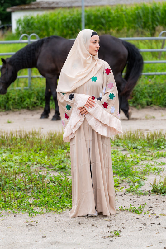 Abaya Butterfly mit Hijab und Blumenmotiven - Beige