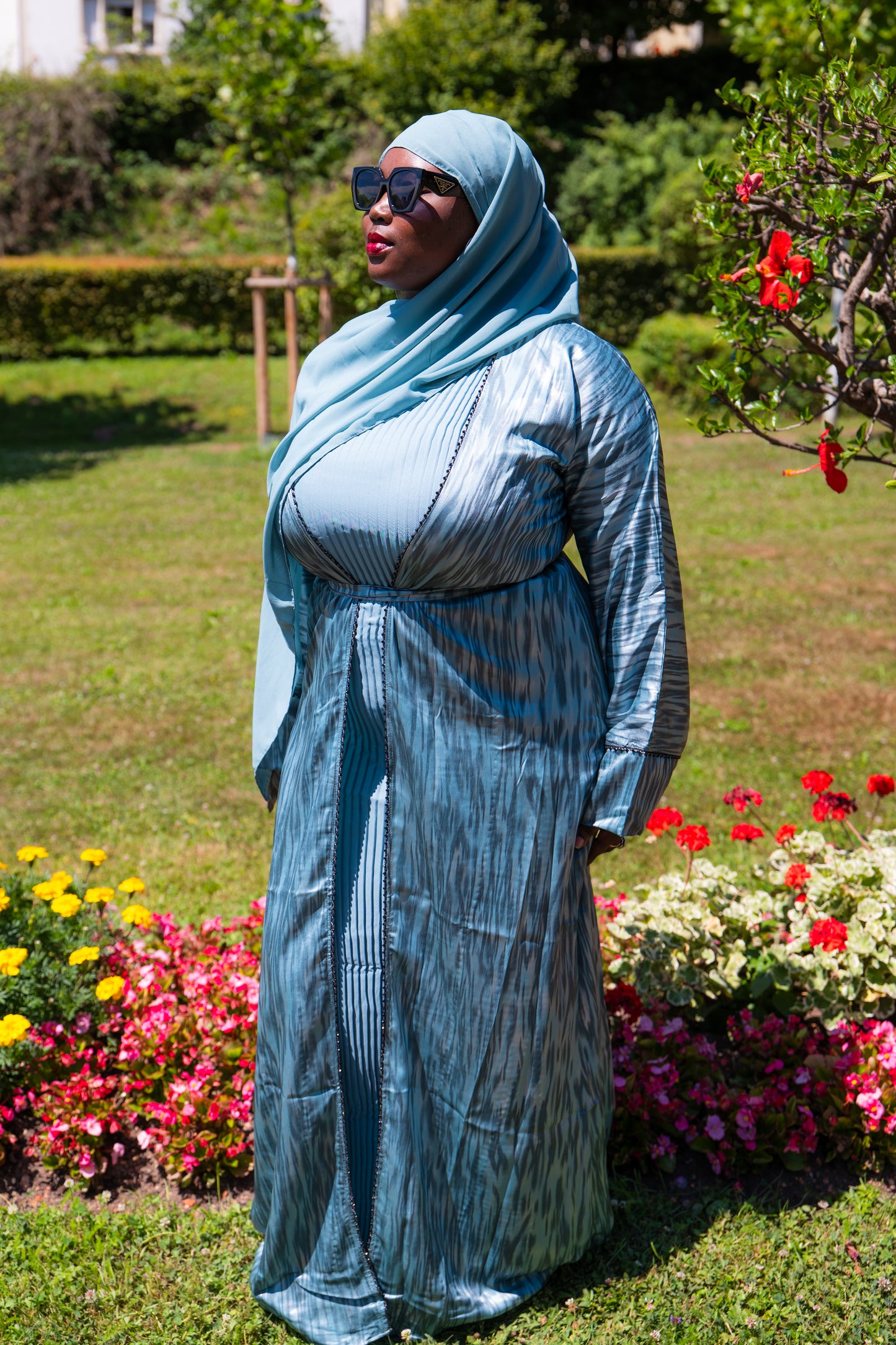 Abaya mit Hijab und Kimono gestreift - Blau/Dunkelblau