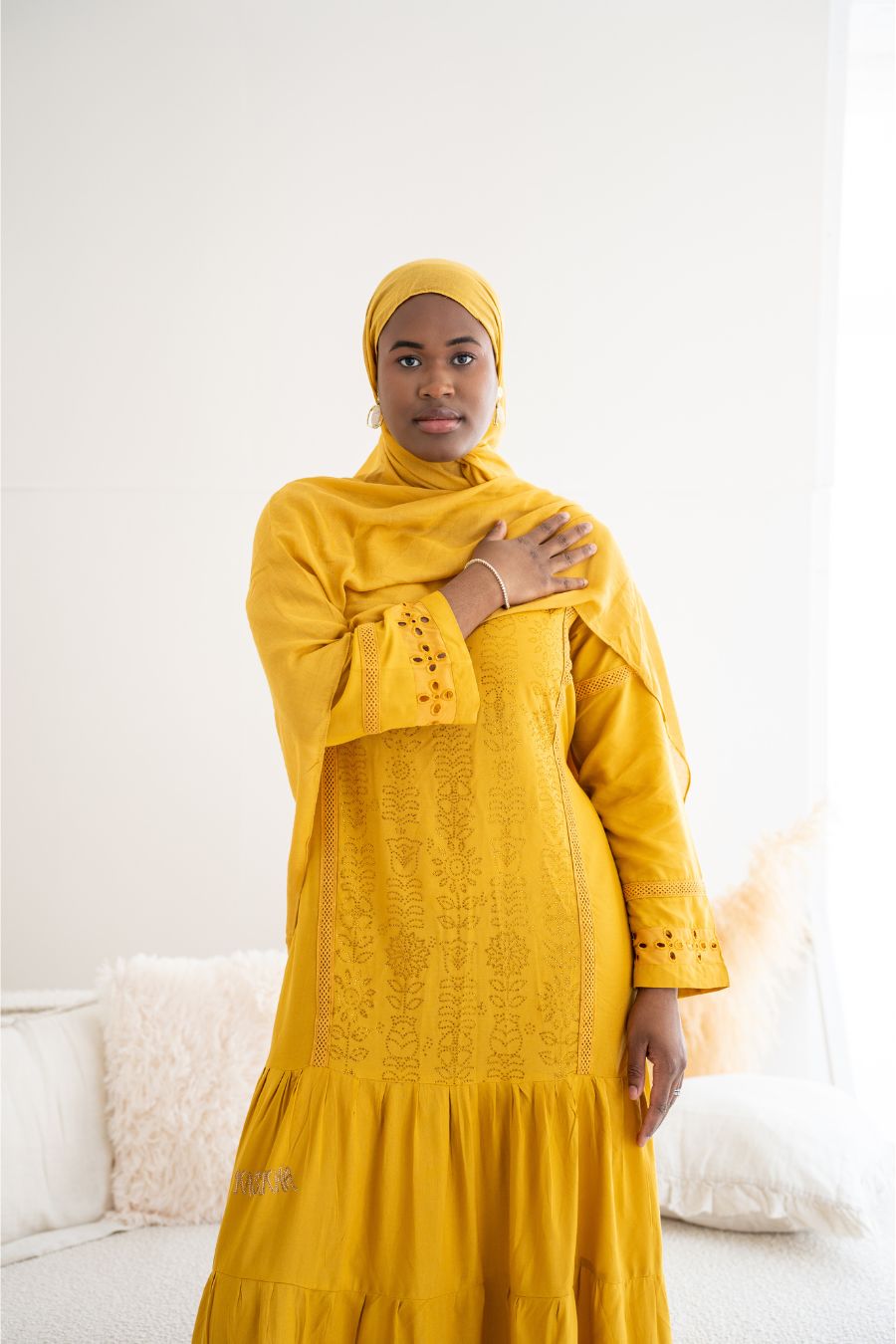 Abaya mit Hijab - Gelb