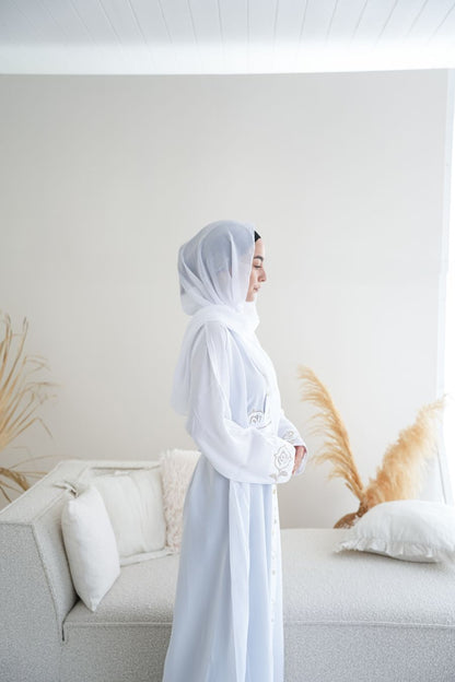 Abaya mit Hijab und goldenen Strasssteinen - Weiß