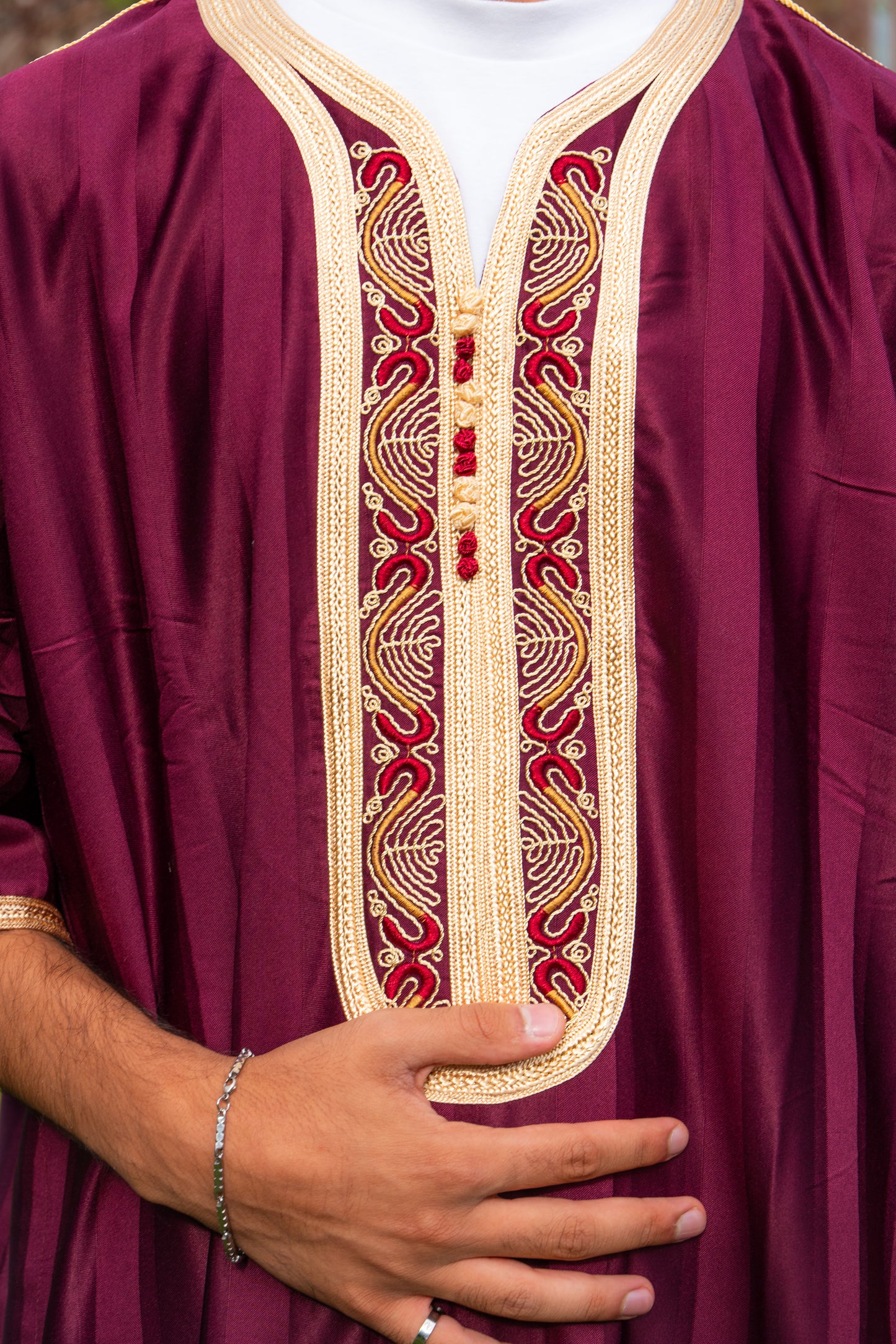 Gebetskleid für Herren mit goldenen Details - Rot