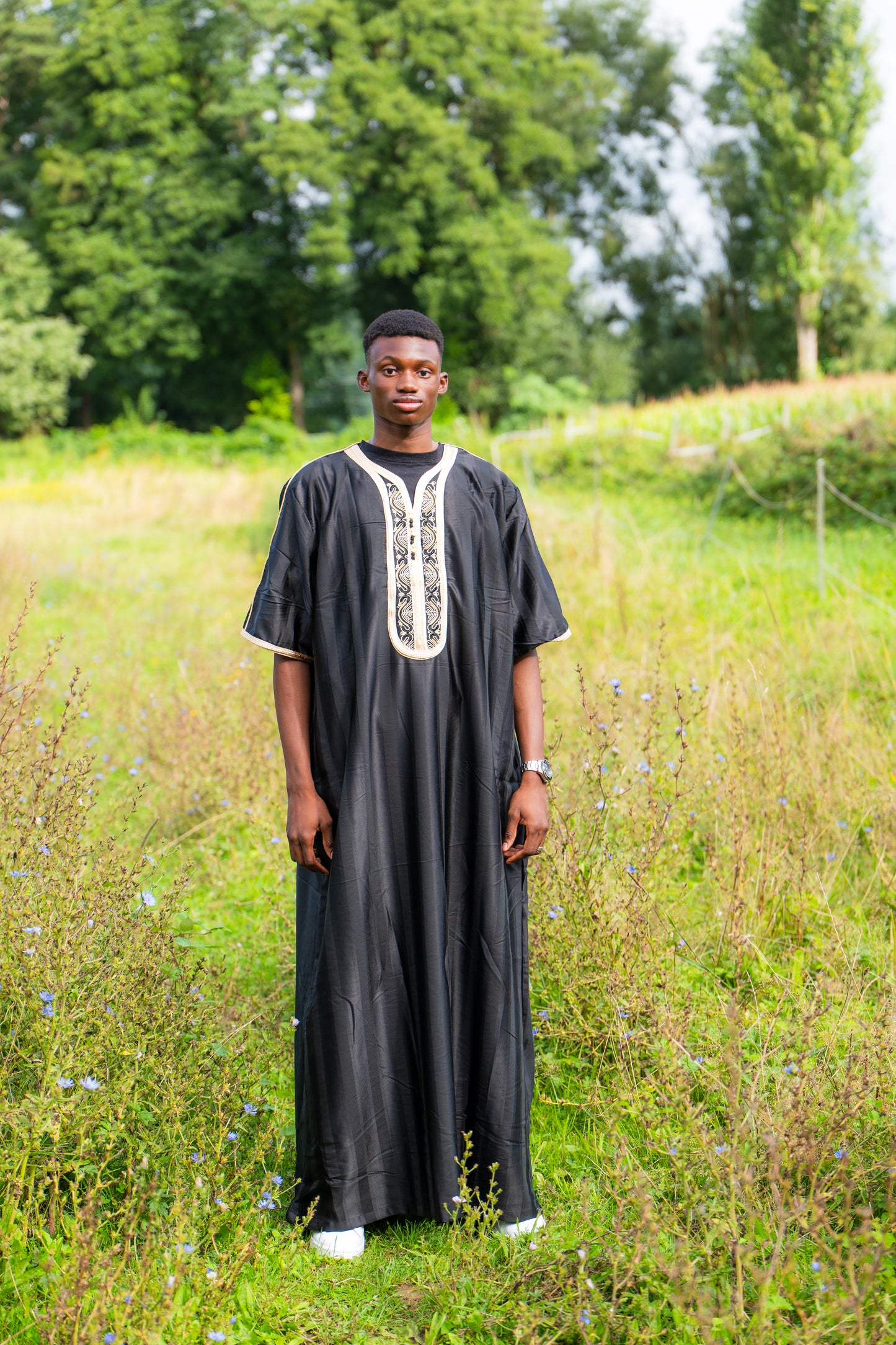 Gebetskleid für Herren mit goldenen Detail - Schwarz