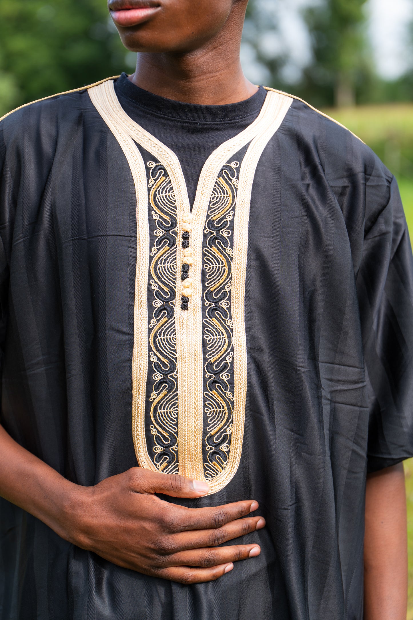 Gebetskleid für Herren mit goldenen Detail - Schwarz