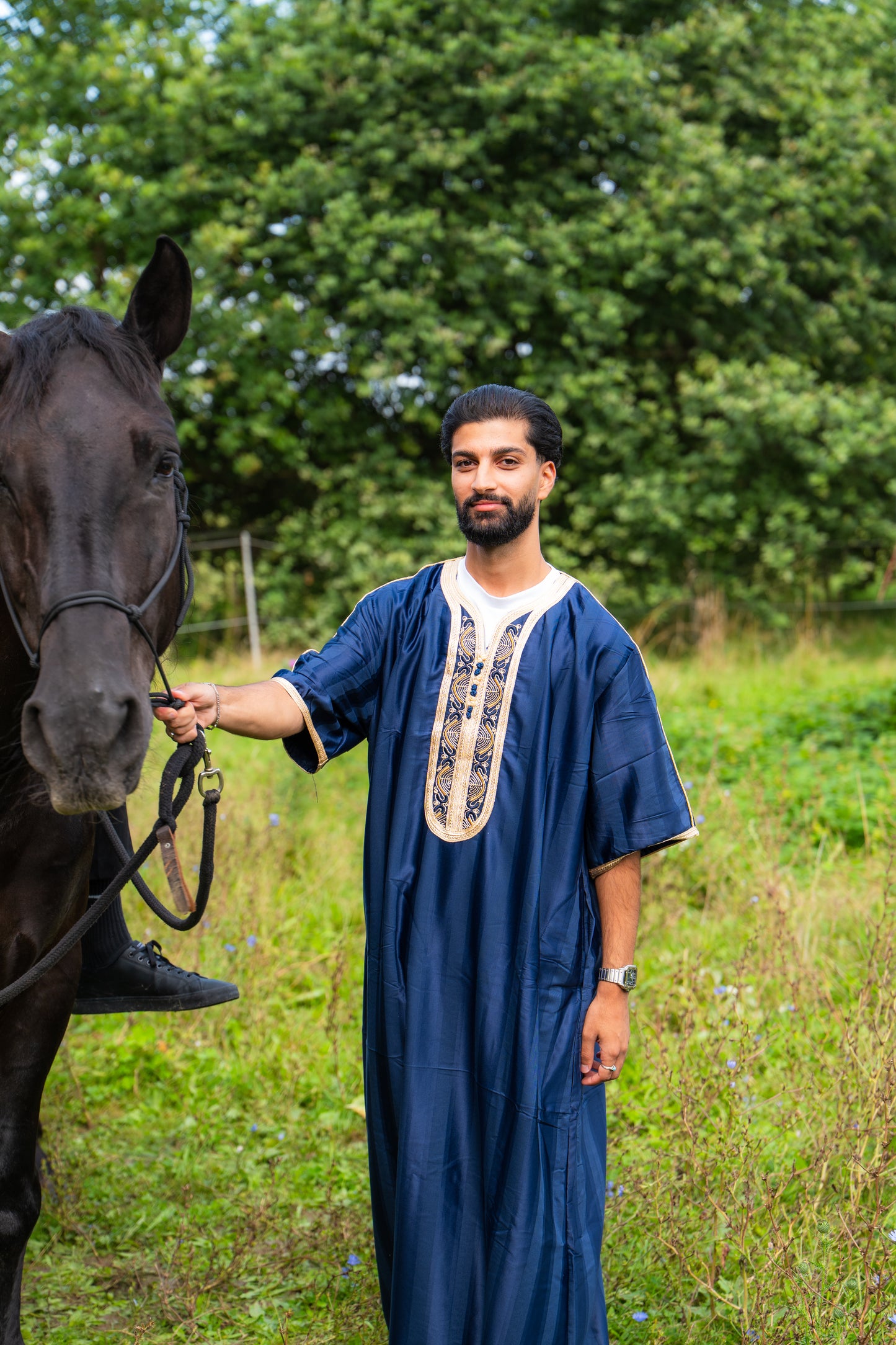 Gebetskleid für Herren mit goldenen Details - Dunkelblau