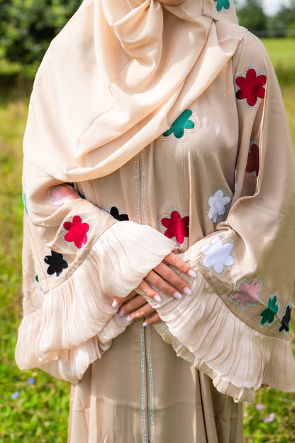 Abaya Butterfly mit Hijab und Blumenmotiven - Beige