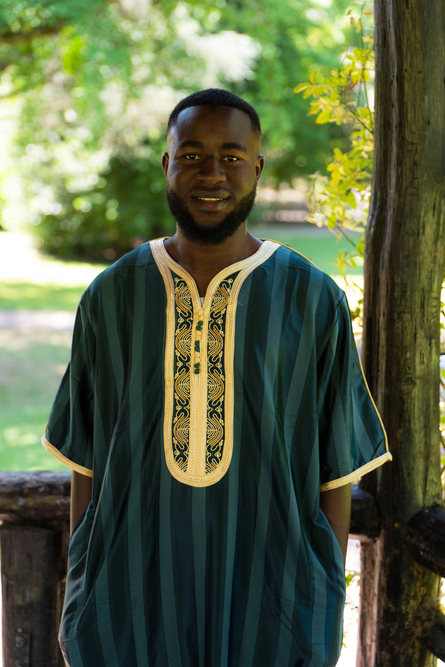 Gebetskleider für Herren mit goldenen Design - Grün