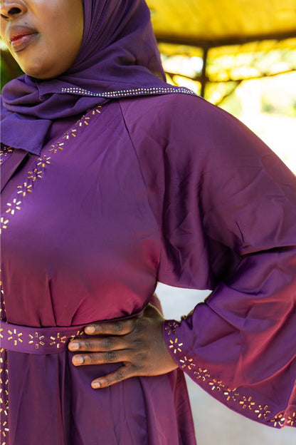 Abaya mit Band und goldenen Strasssteinen - Lila